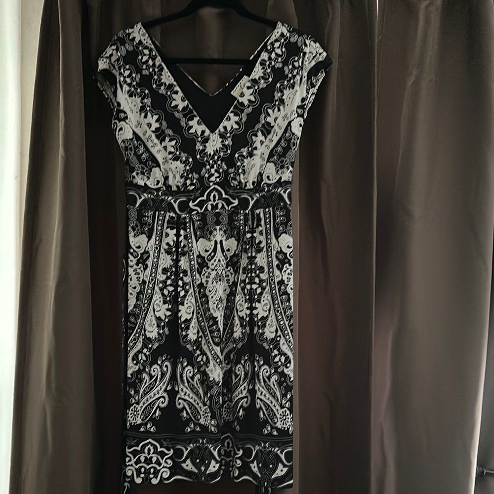 Ice Black and White Pleated Sheath Midi Dress